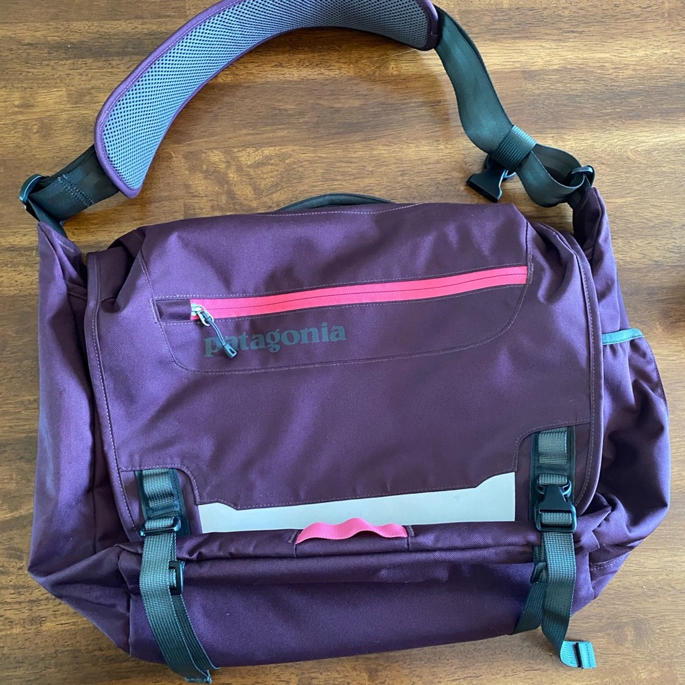 Patagonia Half Mass Messenger Bag